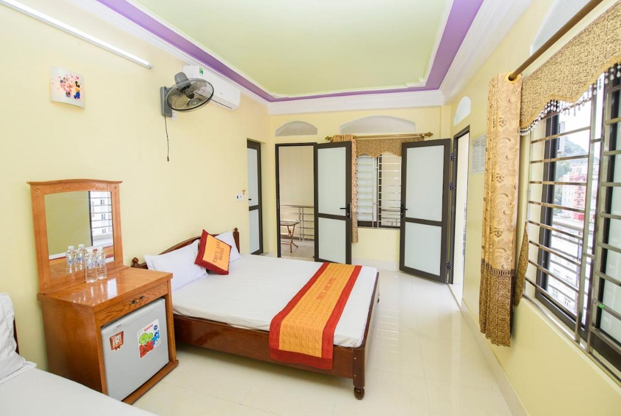 Thuy Anh Hotel Cat Ba Dong Khe Sau ภายนอก รูปภาพ